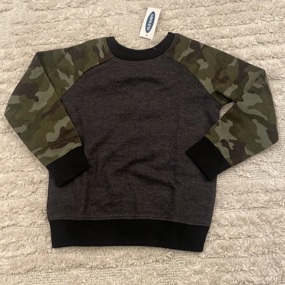 Old Navy Boys 3T Bundle - Picture 4 of 4